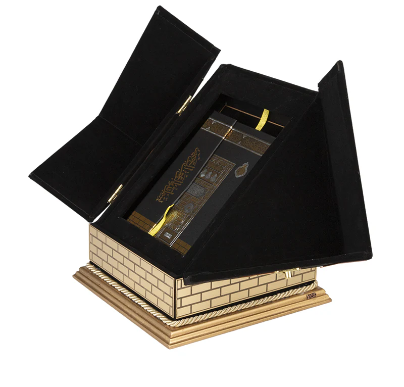 Kâbe Maketi Açılır Set – Kadife Kaplı Kur'an-ı Kerim